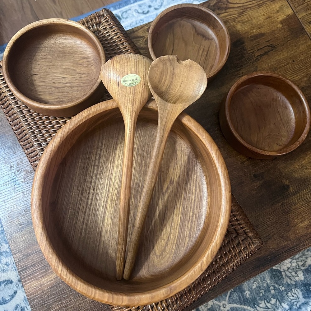 Vintage teak wood salad serving set, by Gailstyn Sutton
